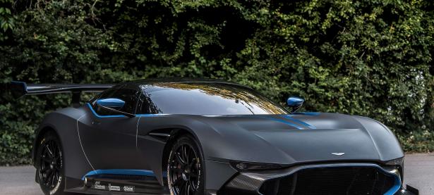 开云体育登录-石宇奇力挽狂澜点燃赛场，德国队险胜印尼队背后的羽球精神之战