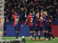 开云体育在线-巴萨对阵曼联，名将齐聚场上