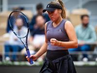 开云体育在线-加拿大选手失误频出，未能晋级！