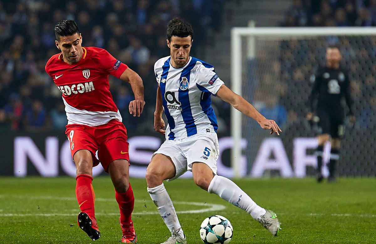 雷恩大败告别欧冠,遗憾强离场 雷恩大败告别欧冠,遗憾强离场