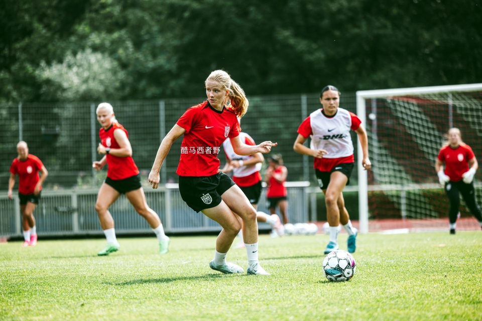 丹麦女足在友谊赛中击败对手,取得胜利 丹麦女足在友谊赛中击败对手,取得胜利