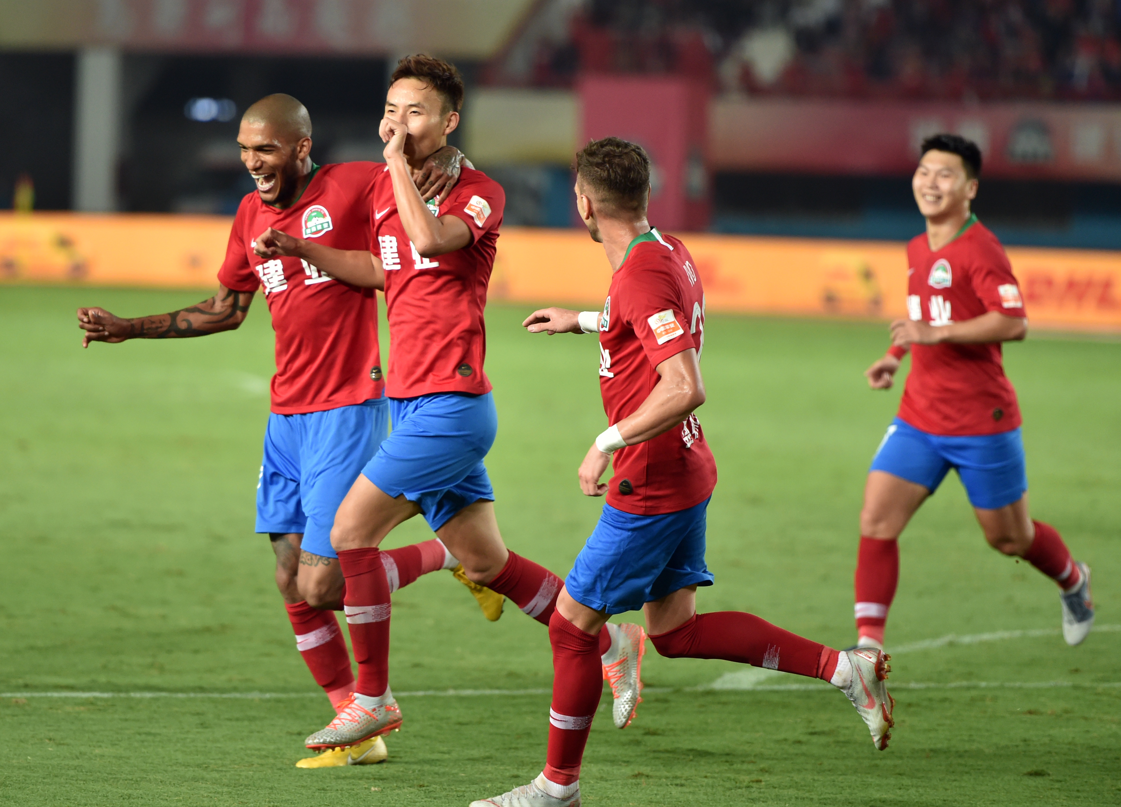 河北华夏幸福主场战胜浙江绿城，斩获分数的简单介绍