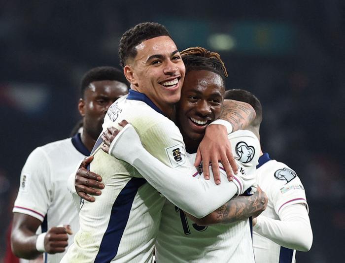 英格兰战胜波兰,霸气领跑小组的简单介绍 英格兰战胜波兰,霸气领跑小组的简单介绍