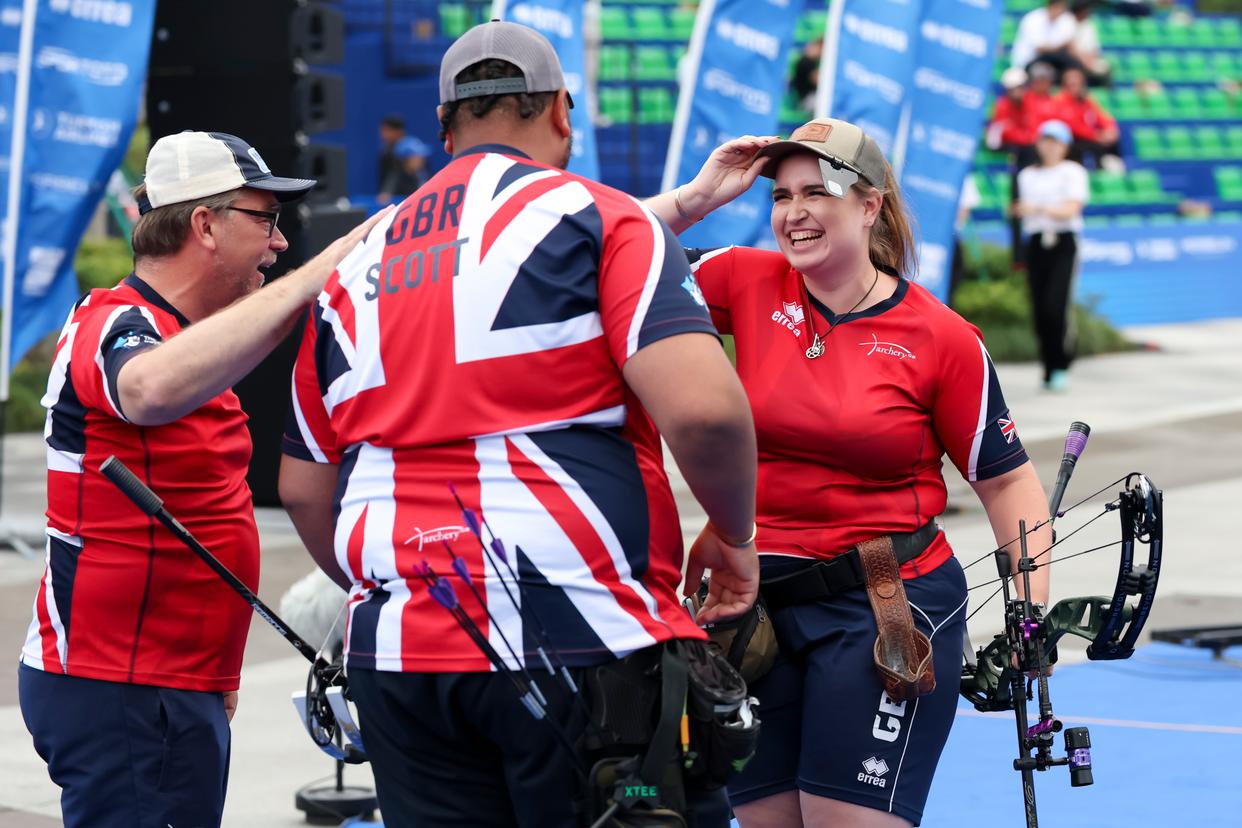 荷兰选手在射箭比赛中创造新纪录