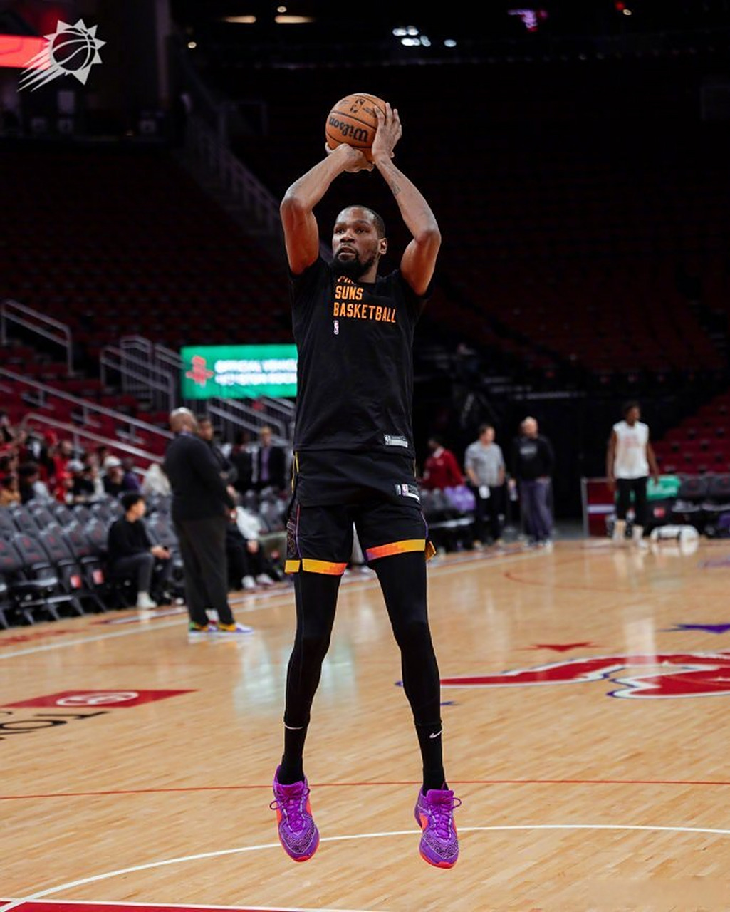 火箭主场大胜爵士，戈登砍下31分