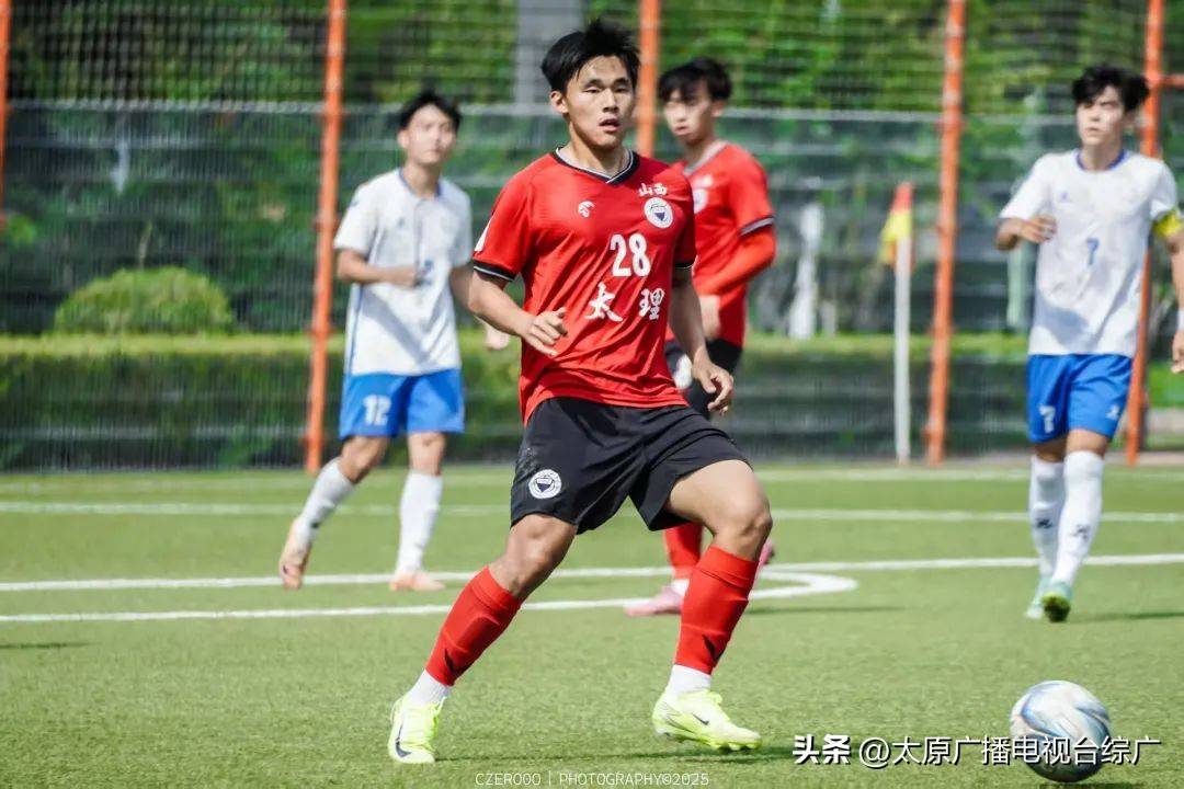 包含LGD血洗100T，Faker极限生还后反打宿命之战四强赛，强势挺进下一轮的词条