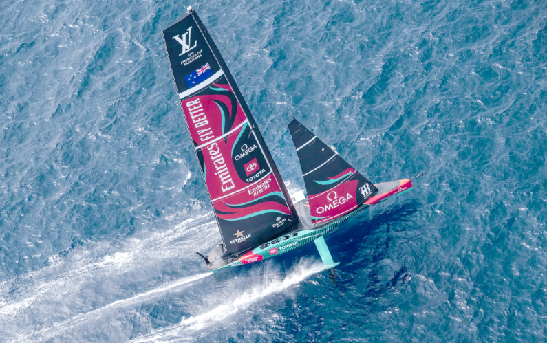 包含C9血洗CLG，Oner拿下关键大龙顶尖较量全球总决赛，锁定晋级资格的词条