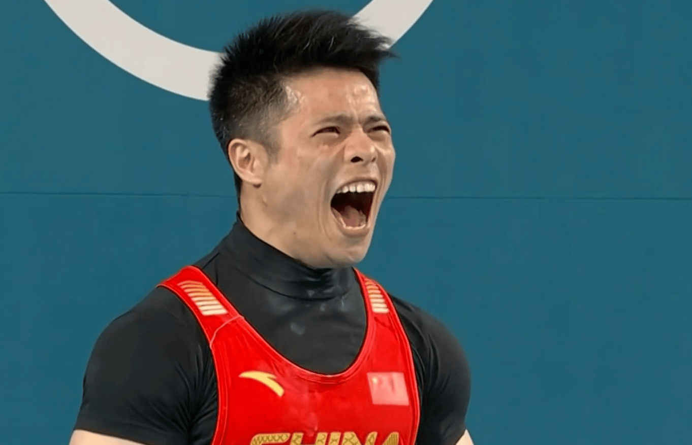 包含举重选手刷新纪录引发全场欢呼的词条