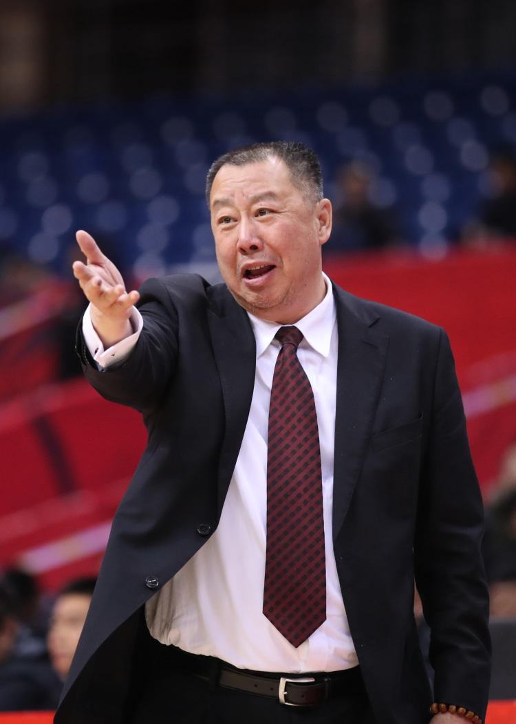 青岛黄海主场胜利，挽救颓势重返正轨